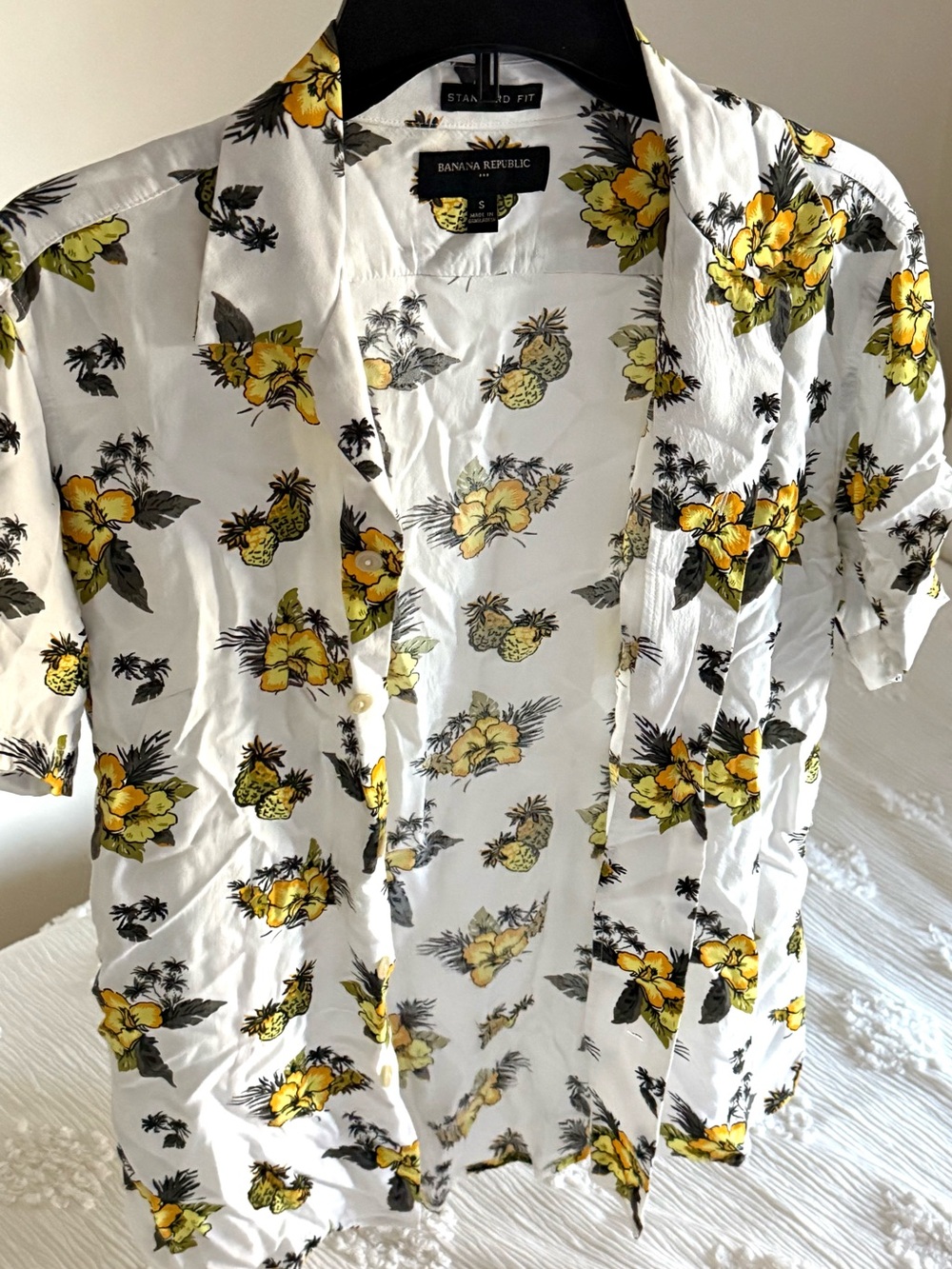 Banana Republic White Short Sleeve Pineapple Print Shirt